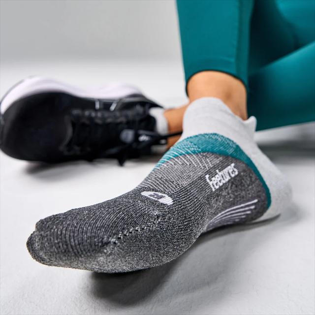 Feetures �ե������㡼�� ELITE LIGHT CUSHION NO SHOW TAB StoneIvy ���꡼�� �饤�ȥ��å���� �Ρ����硼���� ��� ���� ���� ­΢���ݡ��� ��˥��å��� ��� ��ǥ����� ���ݡ��� �ȥ쥤����˥� �ȥ��� �ޥ饽�� ���祮��