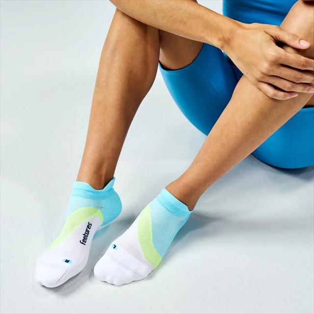 Feetures �ե������㡼�� ELITE LIGHT CUSHION NO SHOW TAB CoolPlunge ���꡼�� �饤�ȥ��å���� �Ρ����硼���� ��� ���� ���� ­΢���ݡ��� ��˥��å��� ��� ��ǥ����� ���ݡ��� �ȥ쥤����˥� �ȥ��� �ޥ饽�� ���祮��