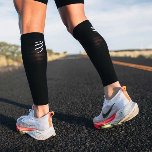 Compressport ����ץ쥹�ݡ��� �����ե��꡼�� R2 Aero SU00049B BLACK/WHITE ��˥��å��� ��� ��ǥ����� ����ץ�å���� �ʳ�Ū�尵 ��ή¥�� ���ݡ����� �����ե��С� �����ե������� ���˥� �ȥ쥤����˥� �ȥ��� �ޥ饽�� ���祮��