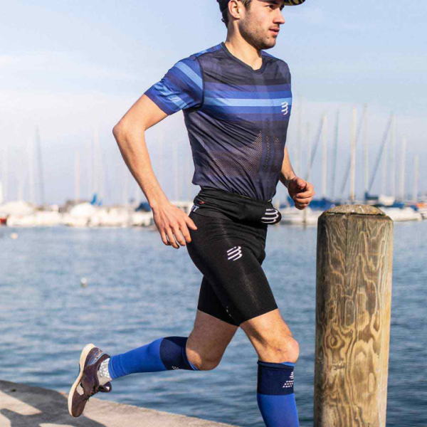 Compressport ץ쥹ݡ ˥󥰡ȥ쥤˥ ȥХå Free Belt ե꡼٥ CU00012B Black ȥݡ ˥󥰥٥ ˥󥰥Х ɤˤ 