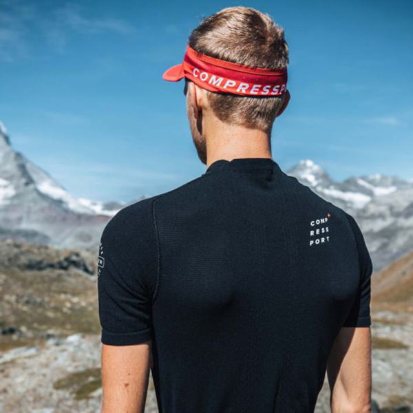 Compressport ����ץ쥹�ݡ��� �ȥ쥤����˥� �ե른�å� ȾµT����� Trail Postural SS Top M �ȥ쥤��ݥ������� AM00122B �֥�å�