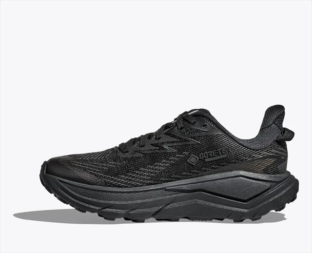 HOKA ONE ONE �ۥ� ���ͥ��� W CHALLENGER 8 GTX 1171959 BLACK/CARBON BLACK ��ǥ����� ������� �����󥸥㡼8 �����ƥå��� GORE-TEX �ɿ�Ʃ�� ��B �ȥ쥤����˥󥰥��塼�� �ȥ��� �ϥ����� �ȥ�å��� �л� ���ˡ����� �� ���������� ���� ��������