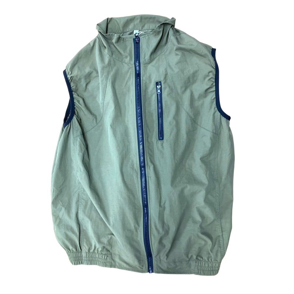 【冷暖両用】ペルチェ クール＆ヒートベスト｜夏も冬も1枚で対応！アイスブリックx2 ＆ バッテリー付属