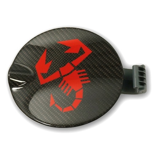 THREEHUNDRED カーボンフューエルリッド【レッドスコーピオン