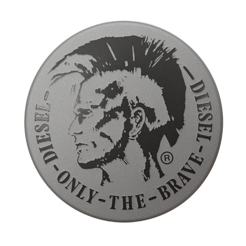 FIAT 純正 "FIAT 500 by DIESEL" テールゲートバッジ｜ラテン車の雑貨とパーツ通販 FLATOUT