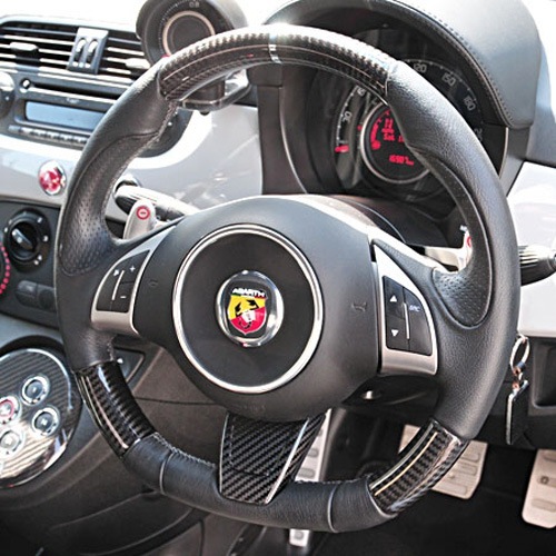 THREEHUNDRED ABARTH カーボンステアリングスポークカバー S3｜ラテン
