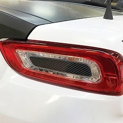 ABARTH 124Spider マットカーボンテールレンズ THREEHUNDRED マットカーボンテールレンズパネル ABARTH 124 Spider