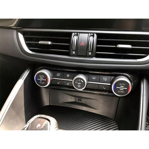 Alfa Romeo GIULIA カーボンステアリングセンターカバー
