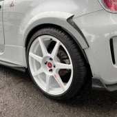 THREEHUNDRED ABARTH�� ���꡼��1��3�˥ꥢ�ե���������������å�
