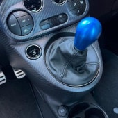 THREEHUNDRED ABARTH 595 カーボンシフトゲートカバー 右