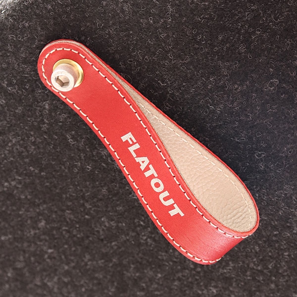 FLATOUT �ꥢ�����ȥ��ȥ�å�