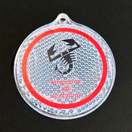 ABARTH 純正 リフレクターキーホルダー｜ラテン車の雑貨とパーツ通販