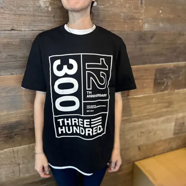 THREEHUNDRED 12��Anniversario Tee 12��ǯ Ⱦµ T�����