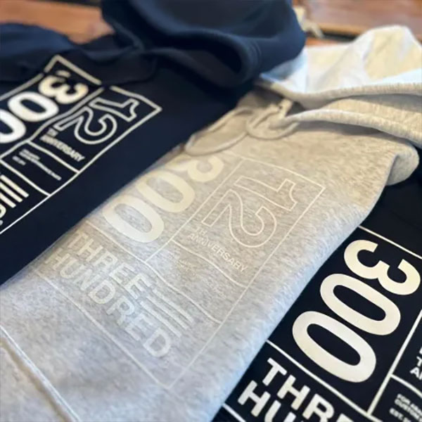 THREEHUNDRED 12��Anniversario hoodie 12��ǯ �������åȥѡ�����