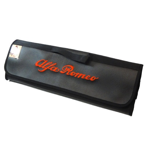アルファロメオ　ポーチ オリジナルポーチのご紹介｜アルファ ロメオ名東スタッフブログ