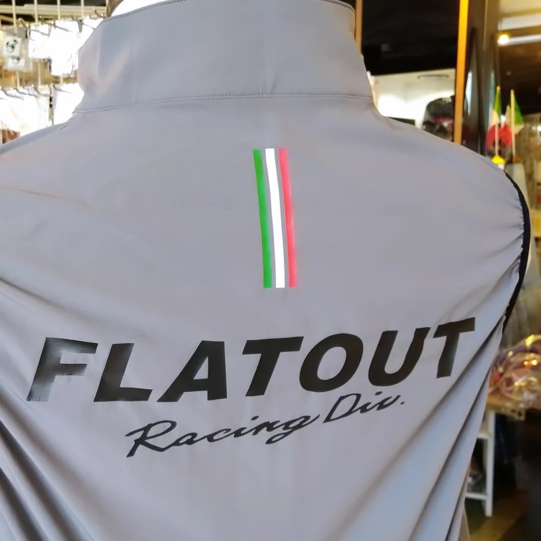 FLATOUT ����ܥǥ�������٥��ȡʽ۴��������ա�