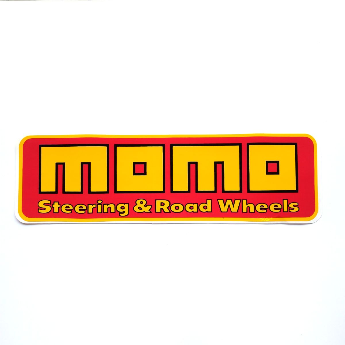 MOMO Steering & Road Wheels ステッカー 29.4×8.5cm｜ラテン車の雑貨