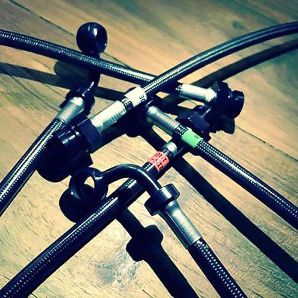 THREEHUNDRED ���ݡ��ĥ֥졼���饤�� ABARTH 124 Spider