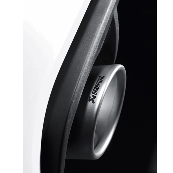 AKRAPOVIC ����åץ���饤��ʥ��ƥ�쥹�� ABARTH 500 ���꡼��3 ǯ����2008-2017ǯ