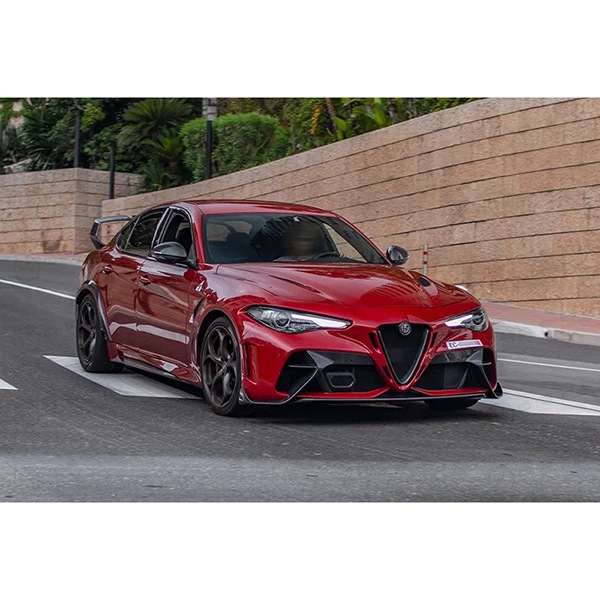 KOSHI Alfa Romeo GIULIA GTAm Style �ե���ȥХ�ѡ�