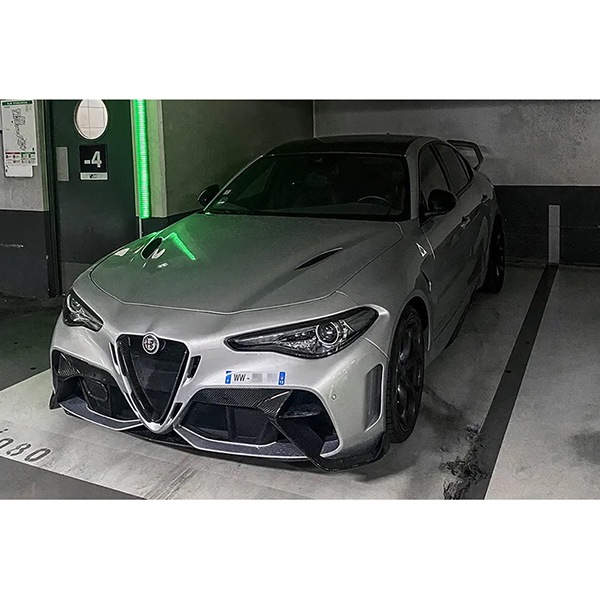 KOSHI Alfa Romeo GIULIA GTAm Style �ե���ȥХ�ѡ�