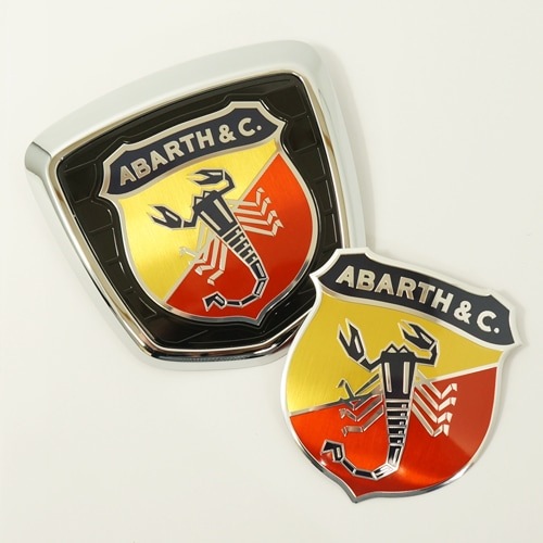FIAT ABARTH 500 インパネエンブレム　ジャンク品 フィアット アバルト 500 3121 等 純正 エンブレム 左右 リア