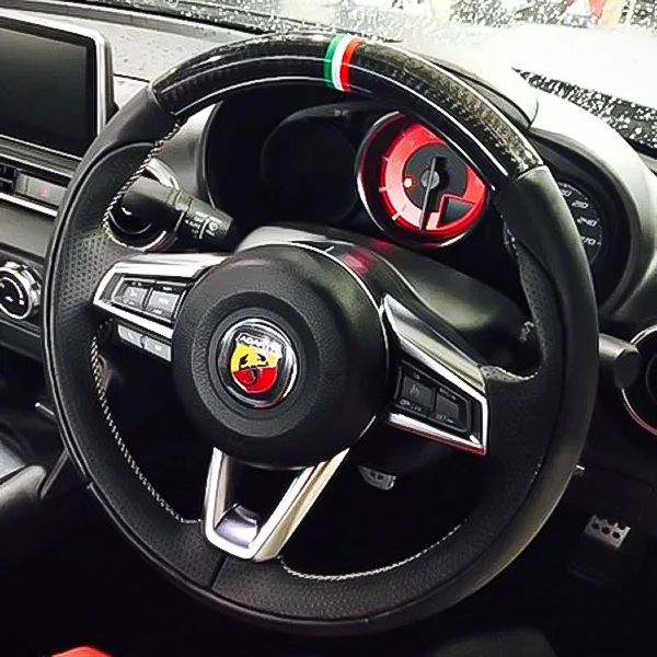 ABARTH レザーステアリングホイール 本体 イタリア製