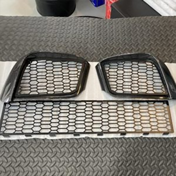 THREEHUNDRED ABARTH�� ���꡼�������˥����ܥ�ե���ȥ���륭�å�