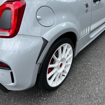 THREEHUNDRED ABARTH（ シリーズ4～）リアフェンダーアーチ