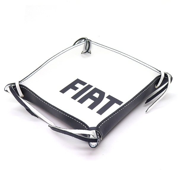 FIAT ���� �쥶���ȥ졼(�֥롼�ߥۥ磻��)