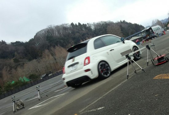 La Buono ABARTH 595 �ꥢ�ޥե顼 "Comfort Sport" �����ܥ�ơ���