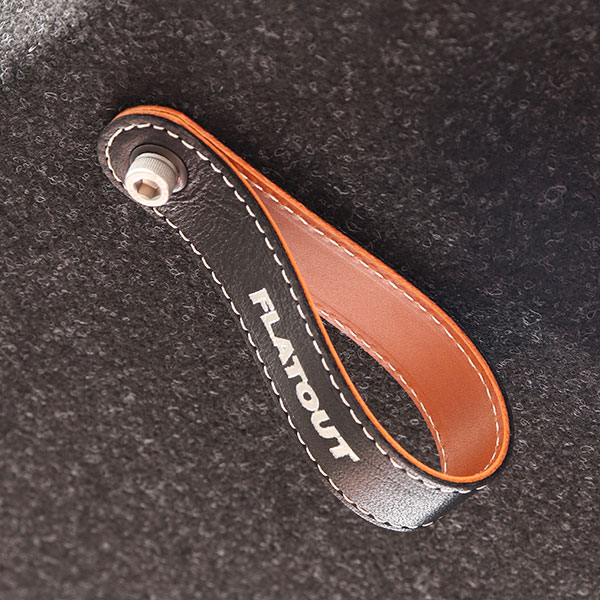 FLATOUT �ꥢ�����ȥ��ȥ�å�