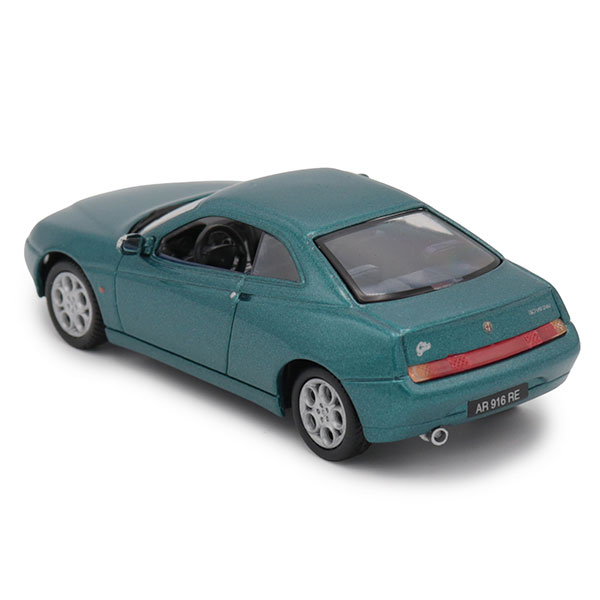 Alfa Romeo ���� GTV 1/43 �ߥ˥��� (�᥿��å��֥롼) SOLIDO��