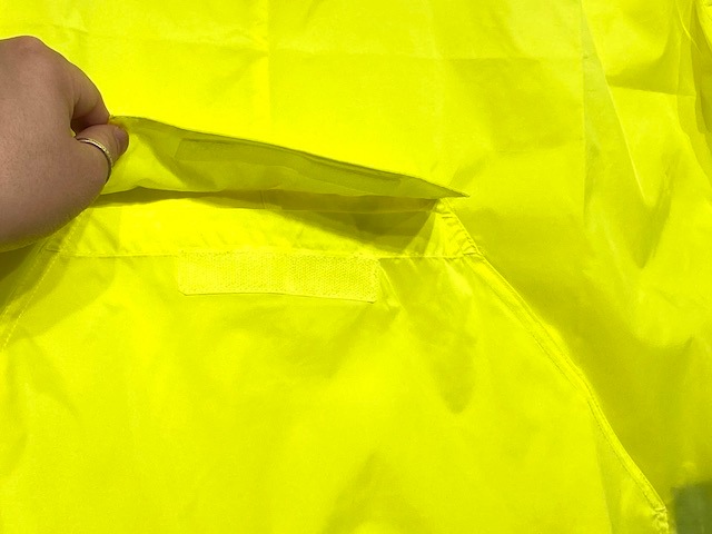 ULTRA CLUBPULL OVER NYLON JACKET -YELLOW-