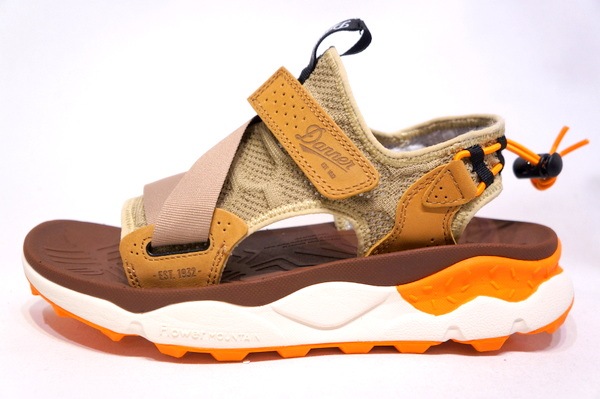 DANNERۡFLOWER MOUTAIN M.MAZAMA -BEIGE- TBA