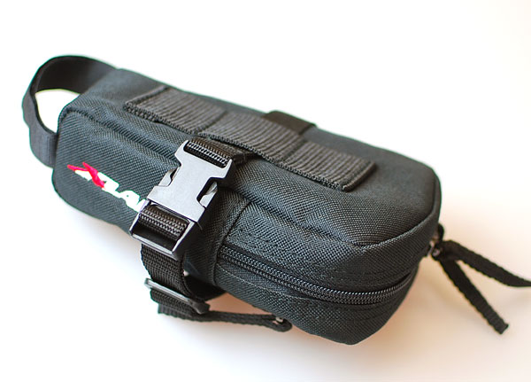 �ڥ��塼�֥饿����������XLAB MEZZO�Хå�(��åĥ��Хå���