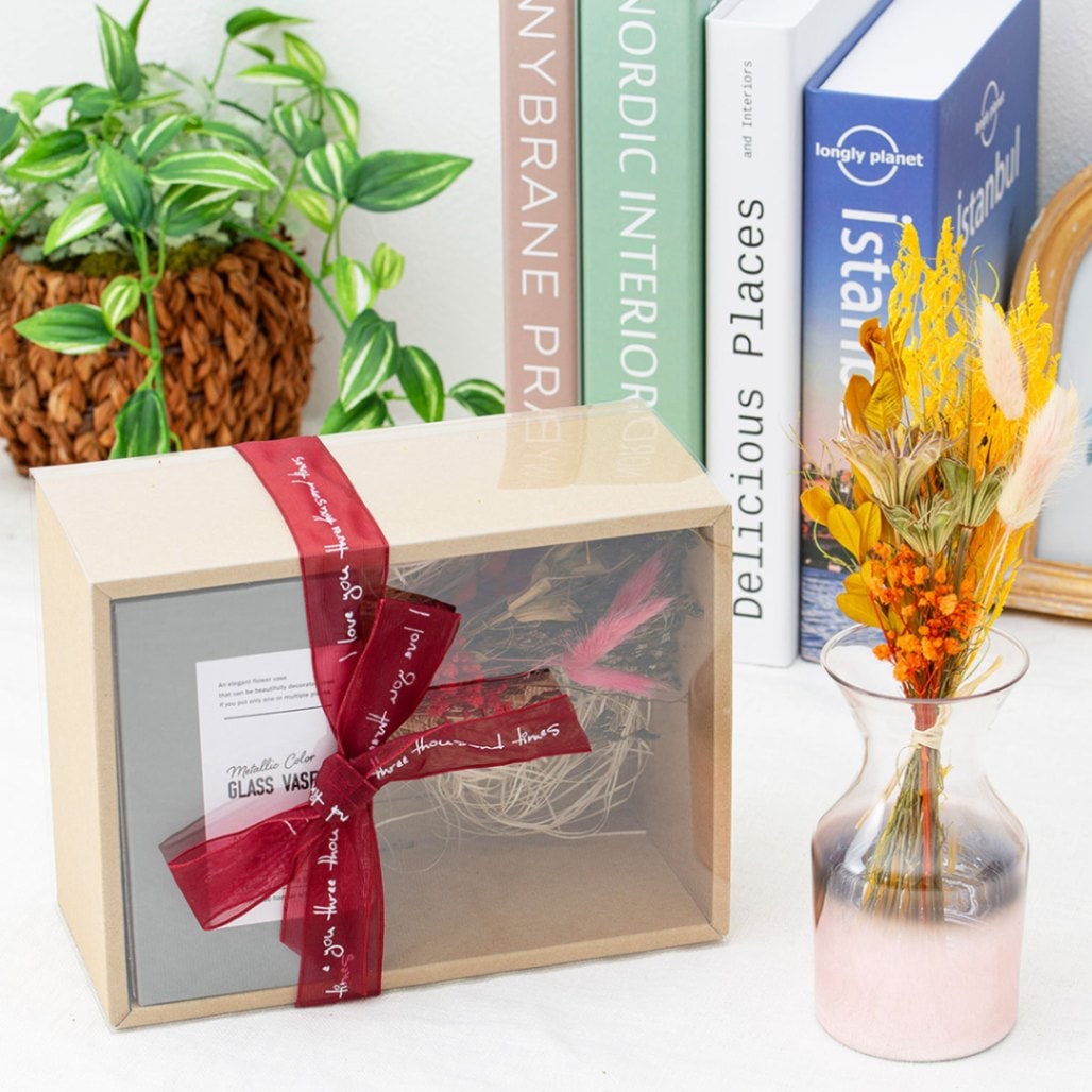 すぐに飾れるドライフラワーと花瓶のセット