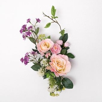 アーティフィシャルフラワー 鮮やかな壁掛け装飾 ピンクローズ