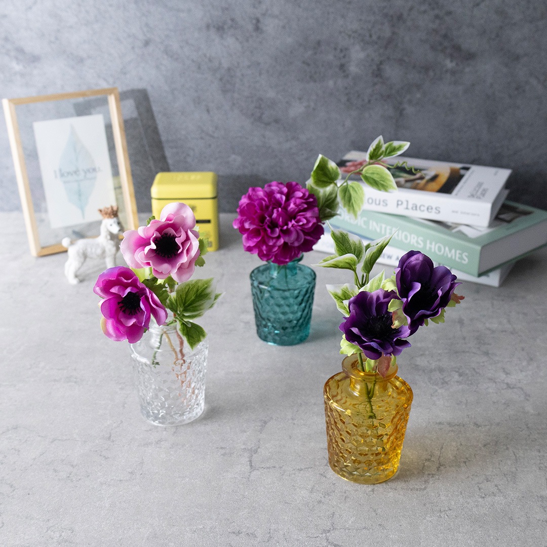 アートフラワー付き ハンドカット風ガラスベース