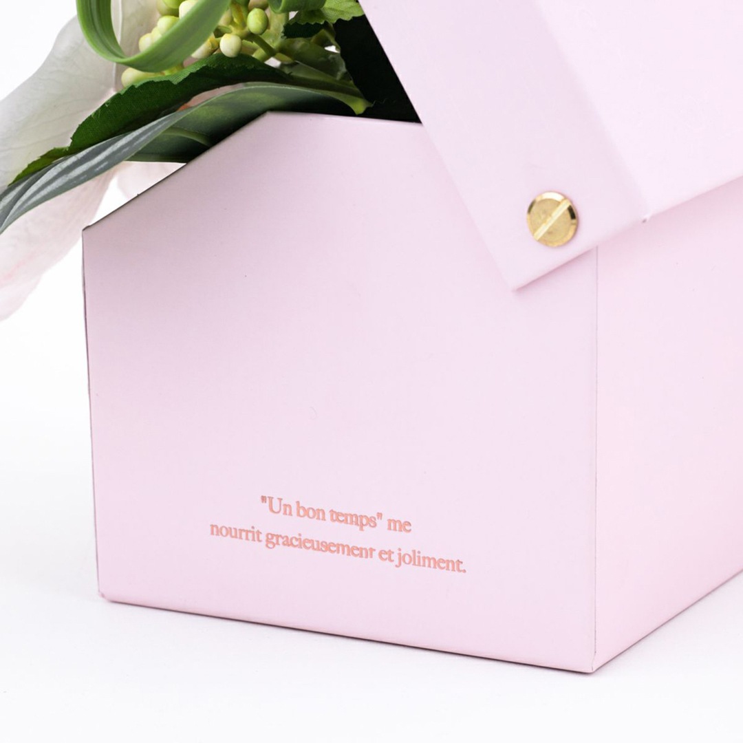 アーティフィシャルフラワー 華やかなプレゼントBOX 幸せの胡蝶蘭