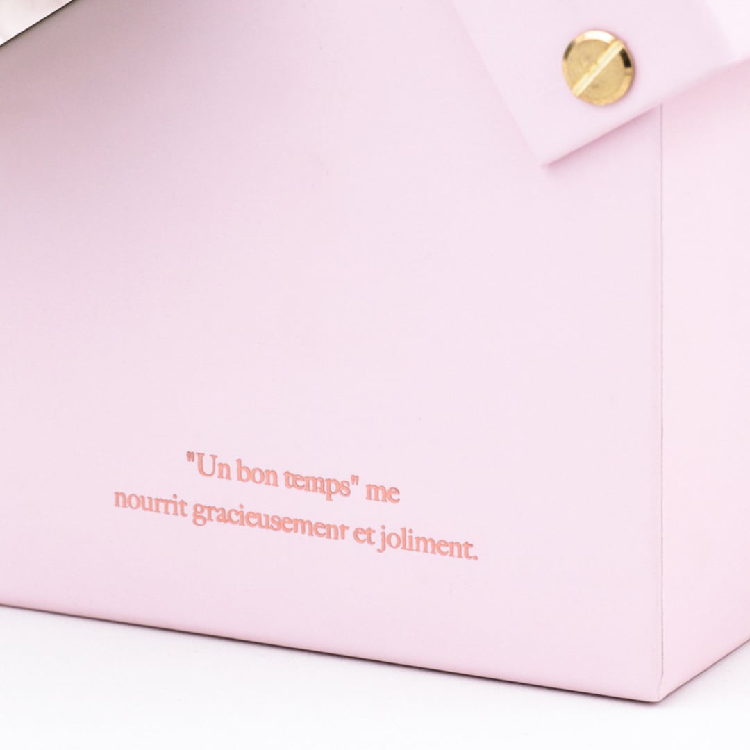 アーティフィシャルフラワー 華やかなプレゼントBOX ラナンキュラス