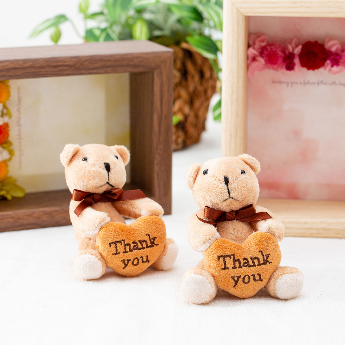 ありがとうを伝えるハートベア写真フレーム