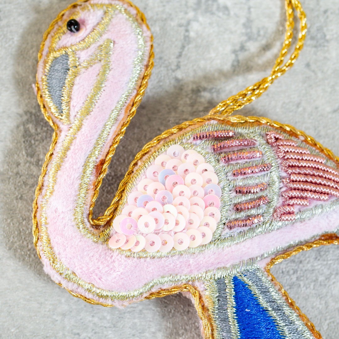 トロピカルで可愛い手刺繍チャーム【送料別：おまとめ購入におすすめ】