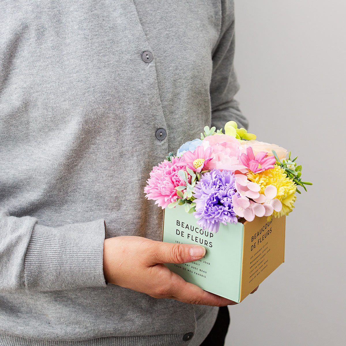 優しい花に囲まれて ソープキューブBOX