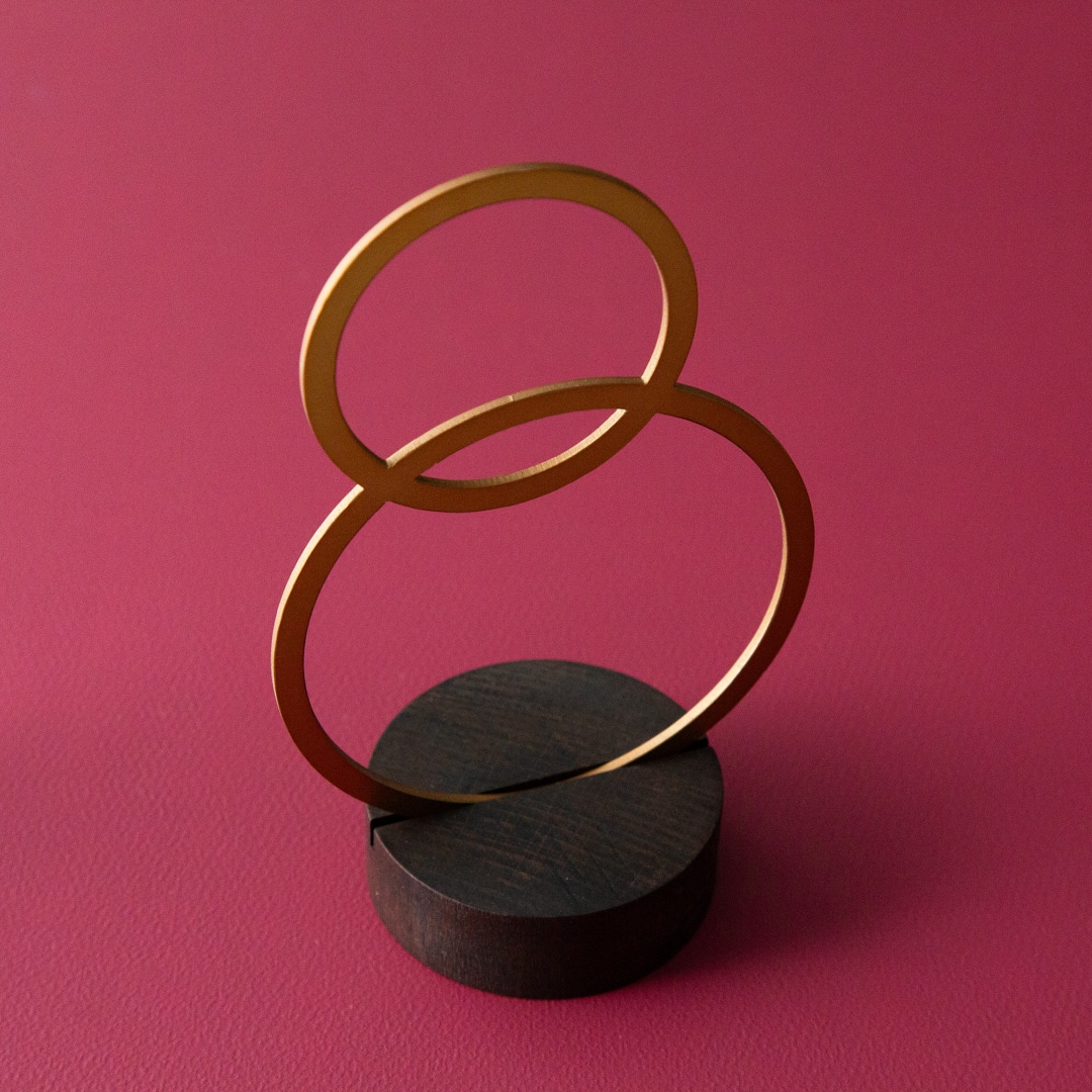 良縁を結び、福を呼ぶ“円”の一輪挿し 【芽吹き まる】