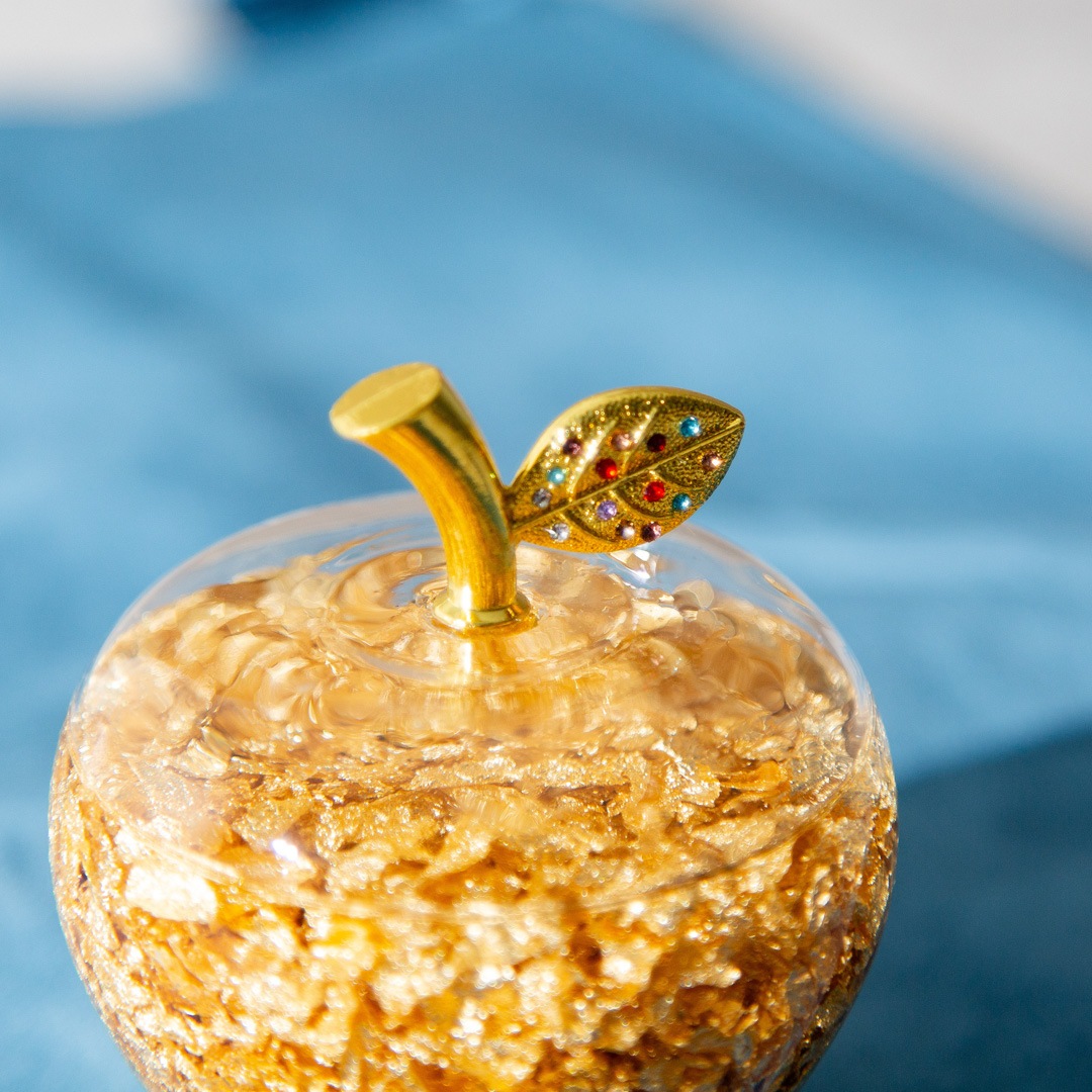 幸運と繁栄をもたらす -Gold Apple- 金のりんご　【金色のおまけ付き♪】