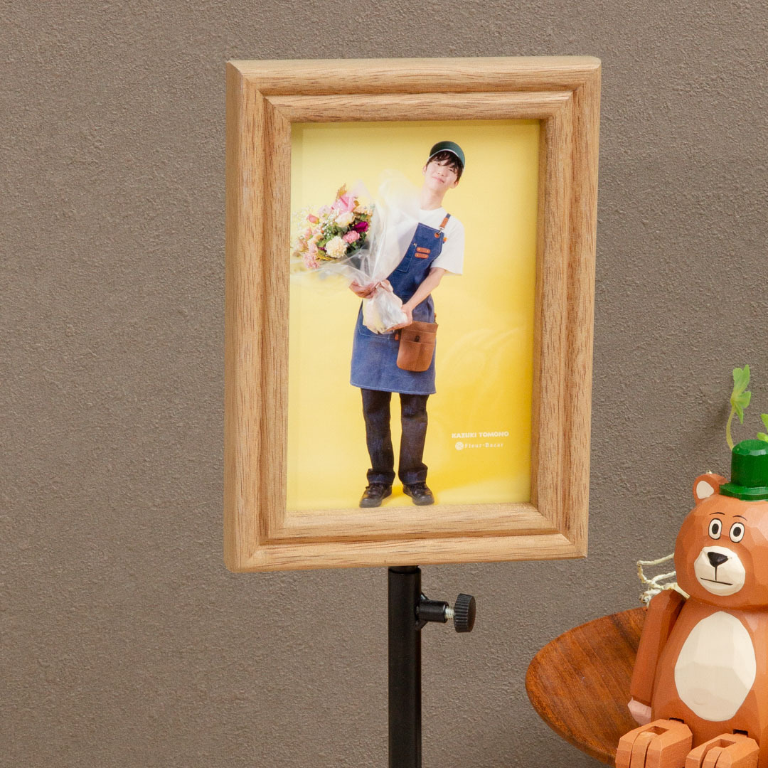 友野一希選手 オリジナル写真入り【限定】オリジナルビルボードフォトフレーム 【目を引く一枚を、インテリアに】