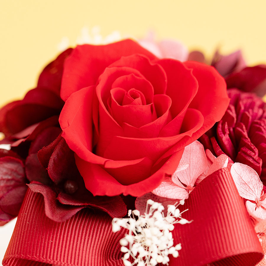 明るく元気なお花を大切な人に プリザーブドフラワー サンティ