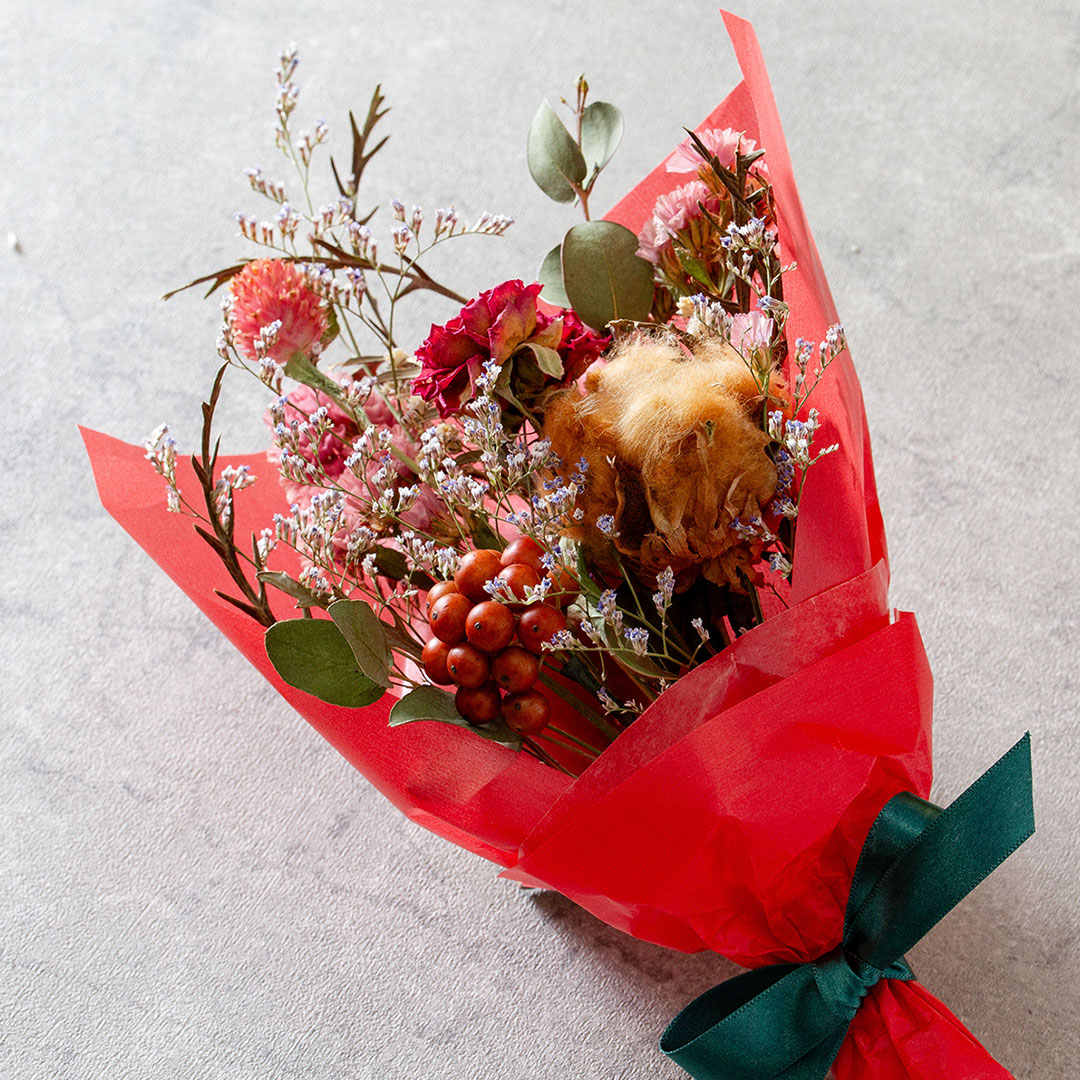 totte ドライフラワーブーケとスノードーム