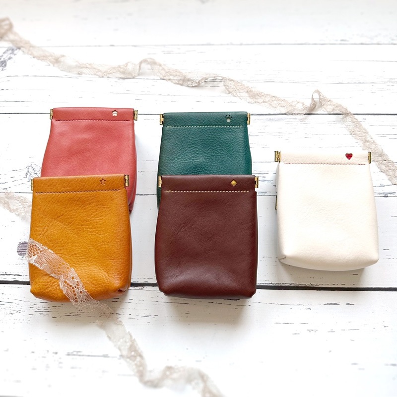 ばね口ぱかぱかポーチ＊M｜革小物オーダーメイドのお店fleur（フルール）